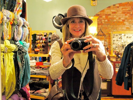 OLYMPUS DIGITAL CAMERA